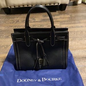 Black Dooney & Bourke Tote